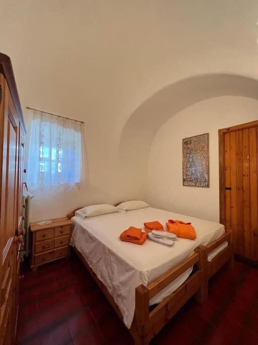 Il Trullo Dei Nonni Villa Locorotondo Luaran gambar